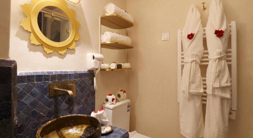 Image of Superior Triple Room 4