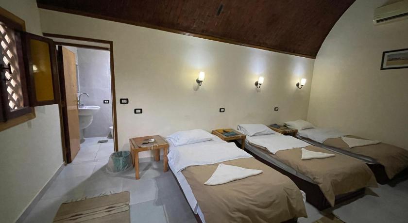 Image of Deluxe Triple Room 0