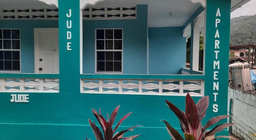 Jude Apartments