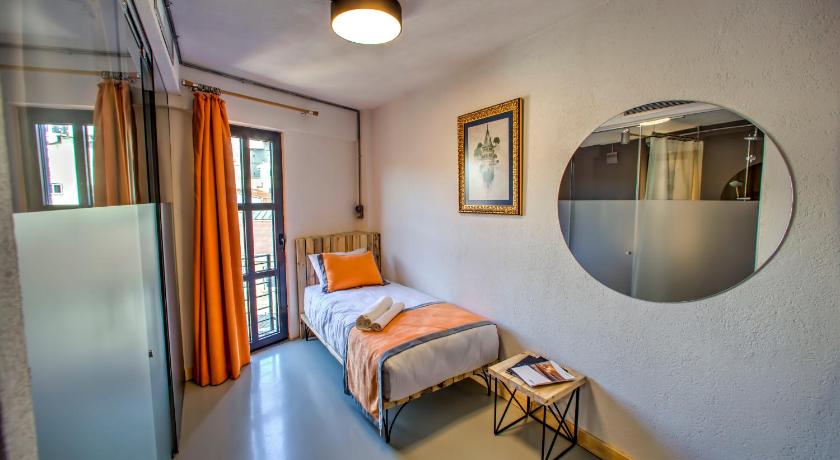 Vavien Hotel. photo