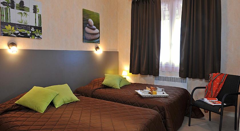 Logis Hotel Le Prieure