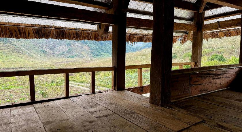 Image of One-Bedroom House 6