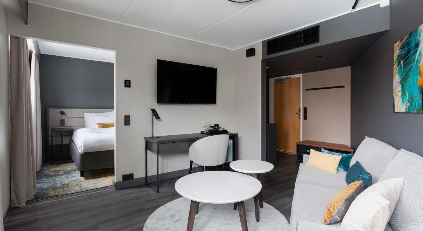 Image of Junior Suite 1