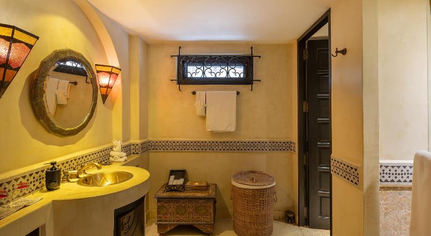 Bild av Two Bedroom Moroccan Beachfront Villa 8