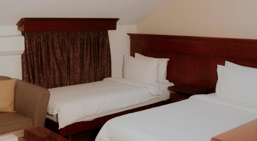 Image of Quadruple Room 5