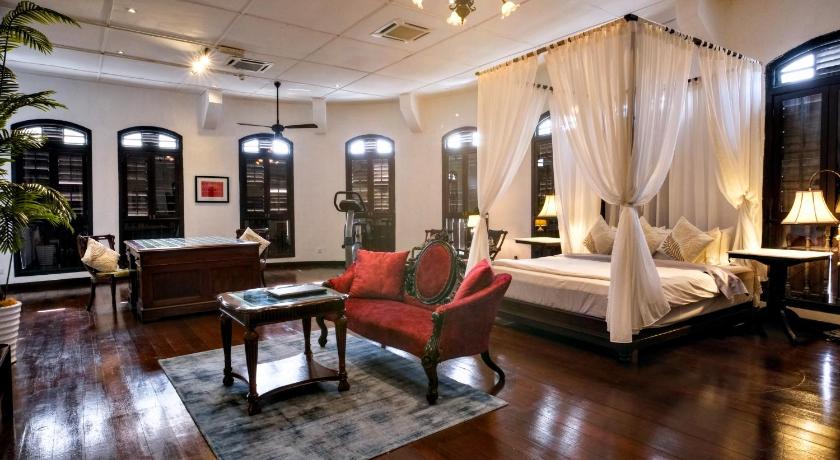 Image of Suite Room 3