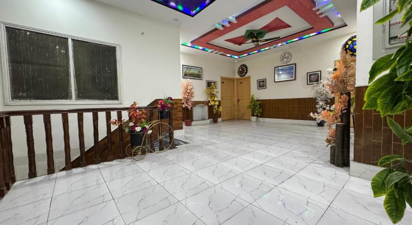 Galaxy Lodge - image 2