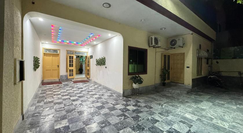 Galaxy Lodge - image 3