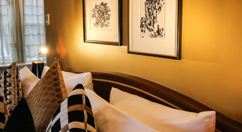 Image of Grand Suite 13