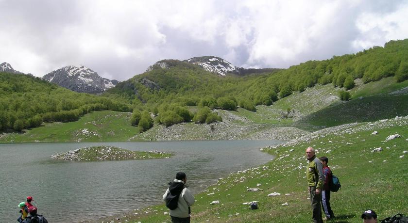 维勒塔巴雷亚 les chalets b&b_预订优惠价格_地址位置_联系方式