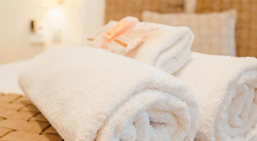 Image of Deluxe Suite 3