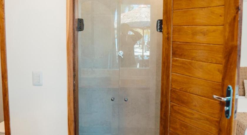 Image of Deluxe Suite with Sea View 11