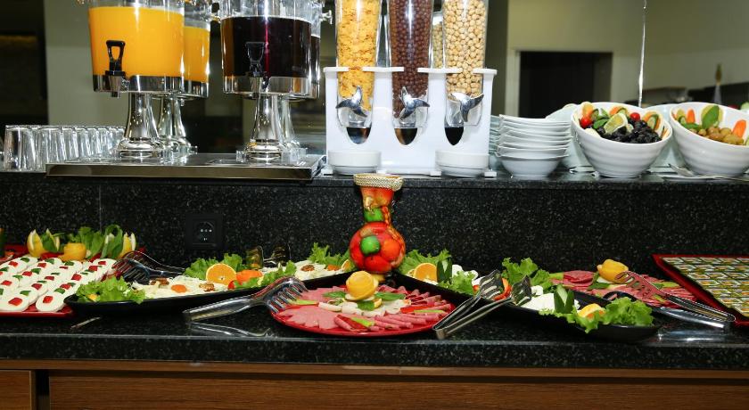 Golden Lounge Hotel - image 6