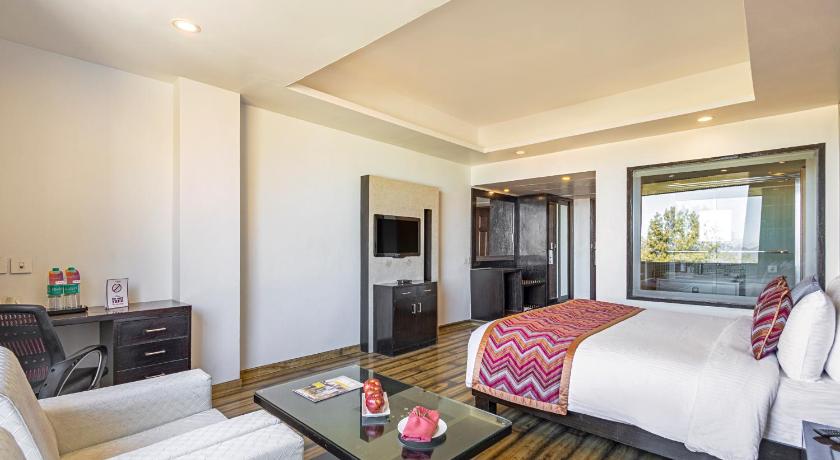 Image of Valley View Room 6