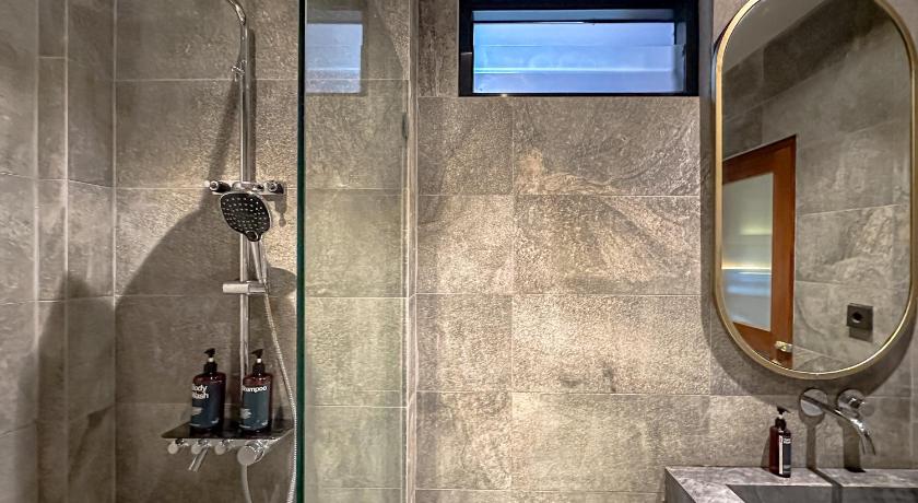 Balvanta Coliving - image 41