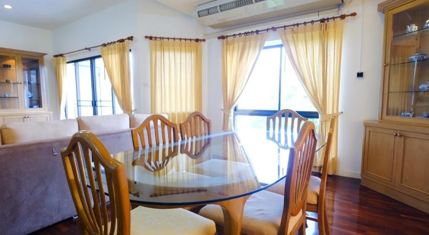 Seastar Hotel And Service Apartment - image 22