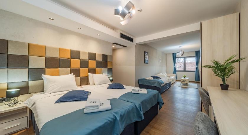 ベオグラード Hotel Garni VIZURA Sport 4つ星 ホテル スイート