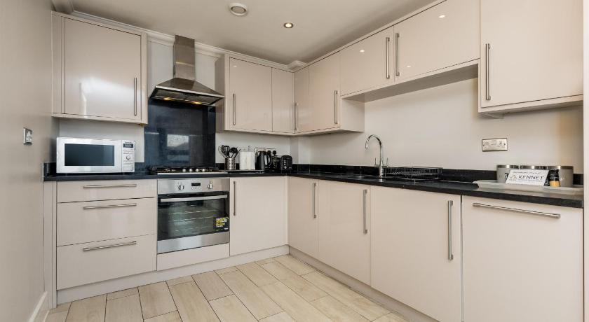 Malthouse Court - image 11
