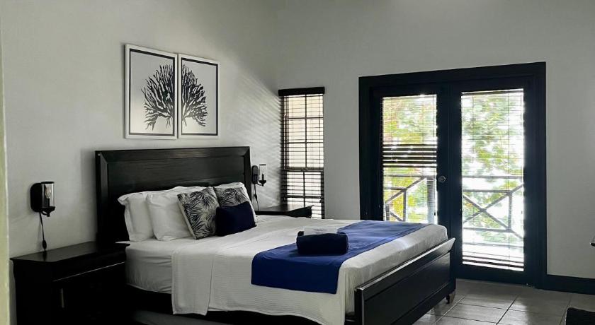 Image of Deluxe Room 1