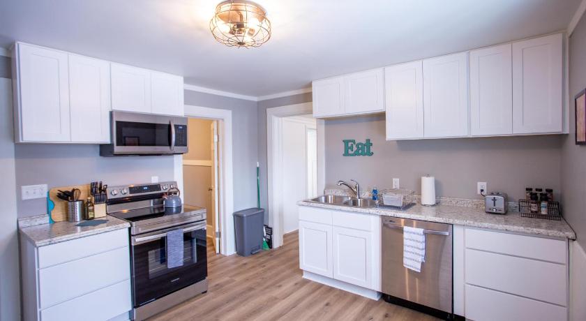 奥什科什 (WI) Peaceful Home in Heart of Oshkosh 4星级 住宿 套房