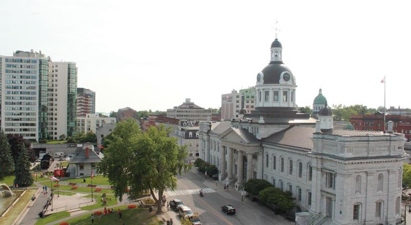 Confederation Place Hotel