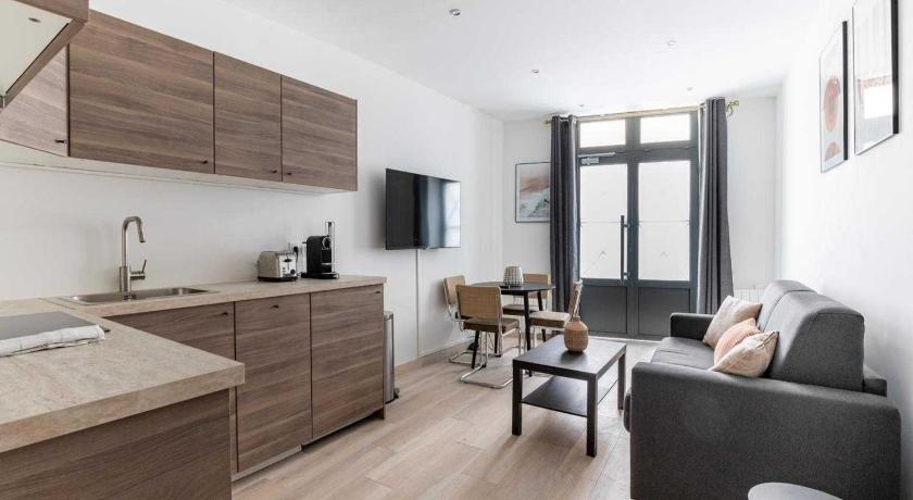 Modern apartment -1BR-4P- Saint-Germain-des-Prés - image 4