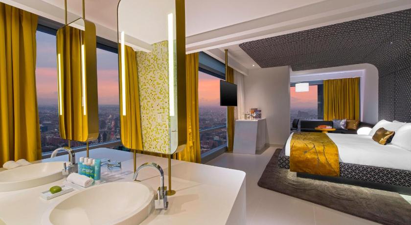 Image of Premier Suite, 1 Bedroom Executive Suite, 1 King, Corner room 0