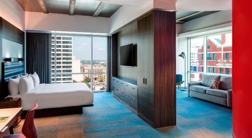 Aloft Fort Worth Centro