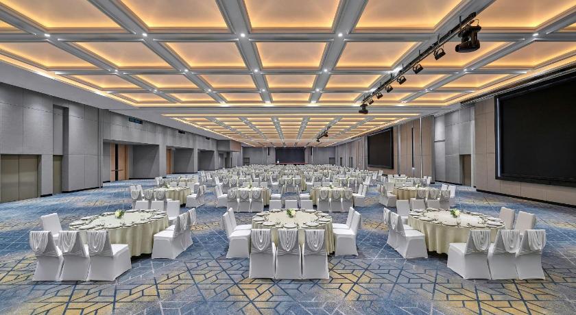 Courtyard by Marriott Kuala Lumpur South - image 14