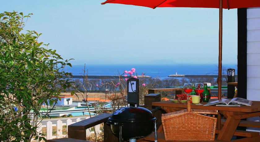 南海 Namhae Bluesyun Pension 4つ星 ゲストハウス 外観