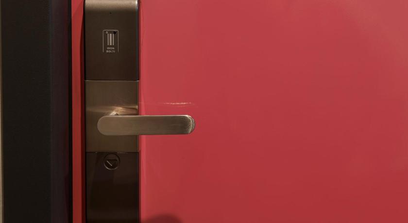 Image of Single Room - Female Only 17