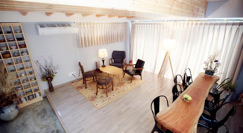 安東 Andong Poonggyung Hostel N Library 1つ星 ホテル 外観