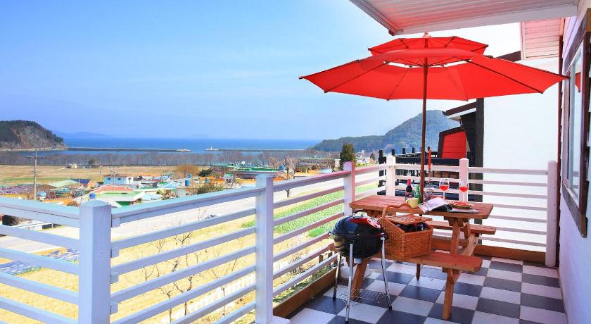 南海 Namhae Bluesyun Pension 4つ星 ゲストハウス 施設