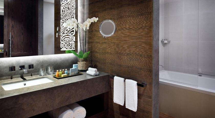 Image of Deluxe Guest room, 2 Double, Pool view, Balcony 9