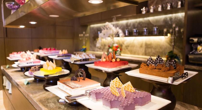 Courtyard by Marriott Gurugram Downtown - image 30
