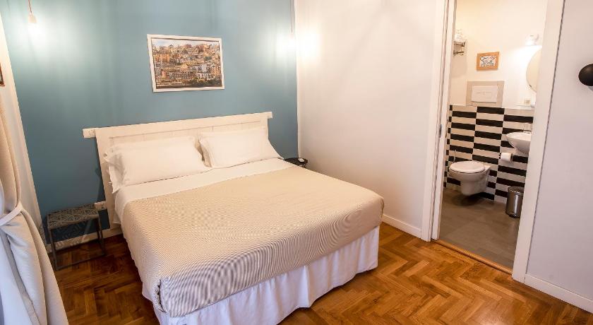 Image of Superior King Room 1