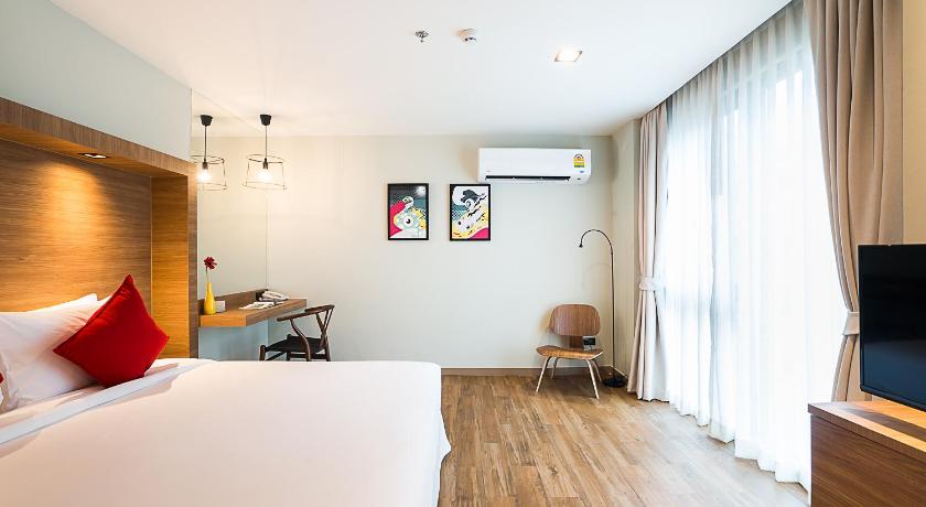 パタヤ Sunshine Hip Hotel 3つ星 ホテル 外観