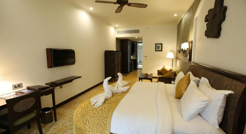 Image of Cypress Suite with 10% off on Buffet Meals & Spa 1