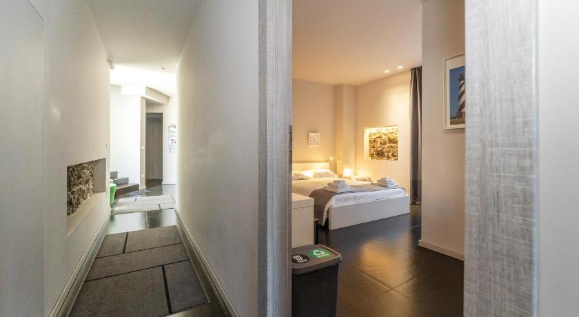 Фото: Двухместный номер с 1 кроватью и собственной ванной комнатой (Double room with private bathroom) 14