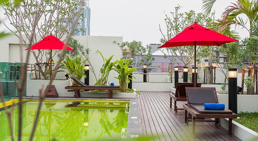 パタヤ Sunshine Hip Hotel 3つ星 ホテル スイート