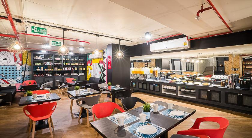 パタヤ Sunshine Hip Hotel 3つ星 ホテル プール