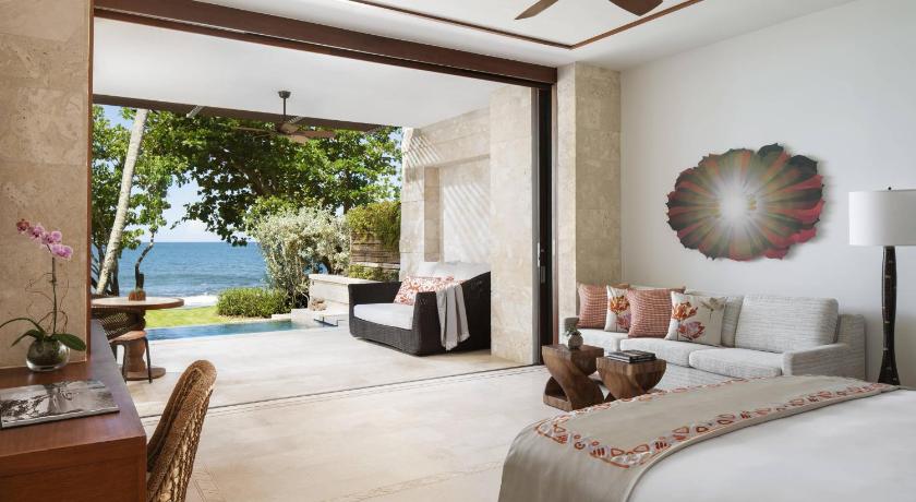East Beach Plunge, Guest room, 1 King, Sofa bed, Oceanfront, Ground floor, Plunge pool fotója 3