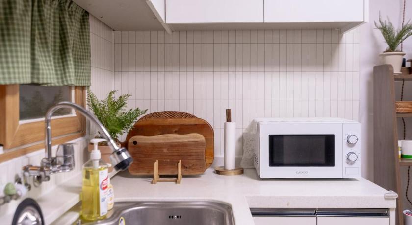 서울 스테이 테이크 어 레스트 (Stay Take a Rest) 2성급 싱글룸 스위트룸