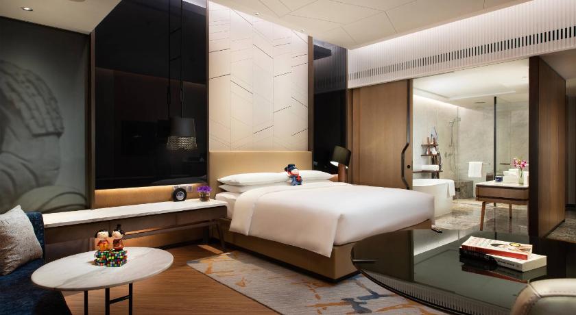Image of Concierge lounge access, Guest room, 1 King 1
