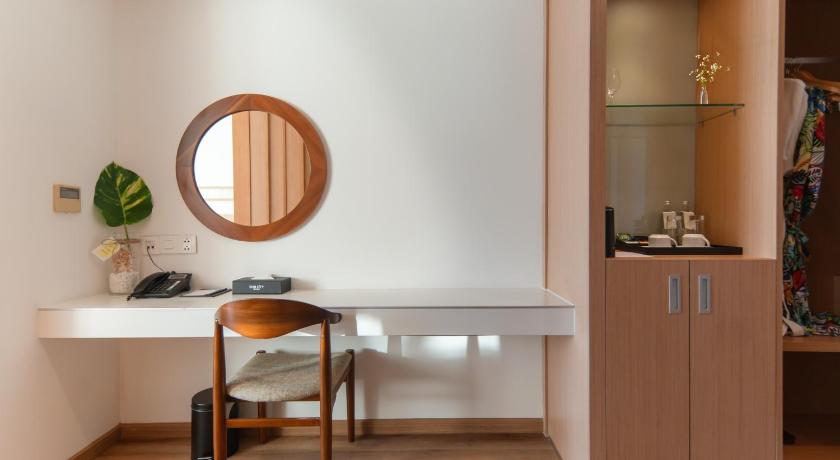 Image of Premier Ocean View Twin Room 16