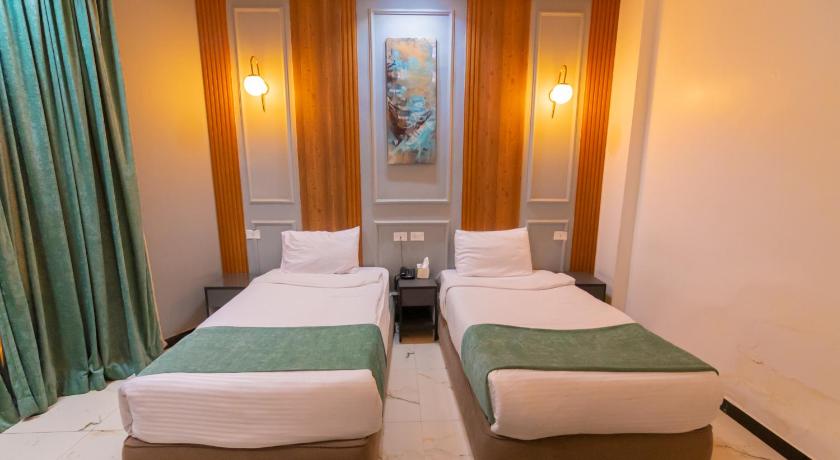 Image of Junior Suite 6