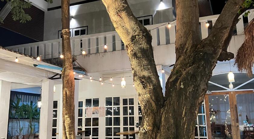 Hotel Nanon Sathorn - image 4
