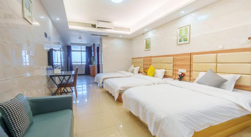 Image of Triple Deluxe Room 12