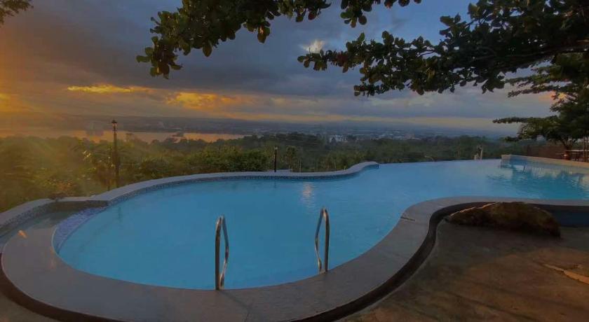 Castle View Hotel Samal - image 11