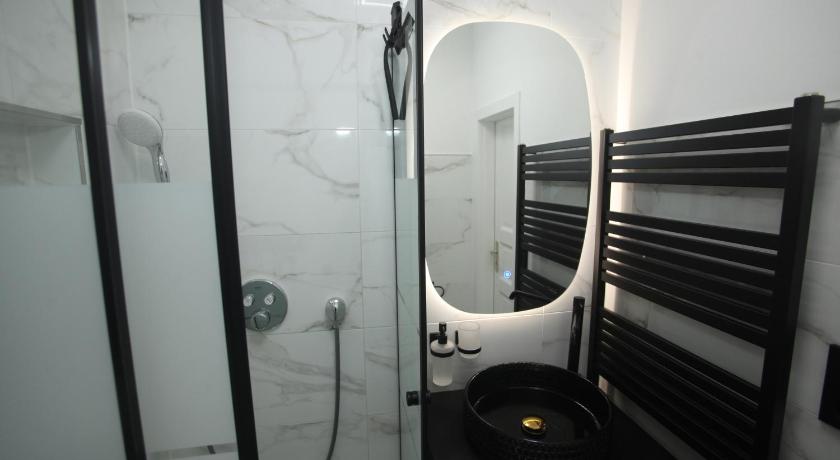 Image of Two-Bedroom Apartment 36a - Second Floor 5